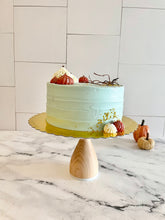 Load image into Gallery viewer, Custom Holiday Cake