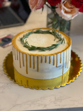 Load image into Gallery viewer, Custom Holiday Cake