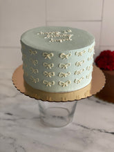 Load image into Gallery viewer, Custom Birthday Cakes